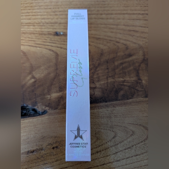 Jeffree Star Supreme Gloss Wifey - Picture 6 of 7